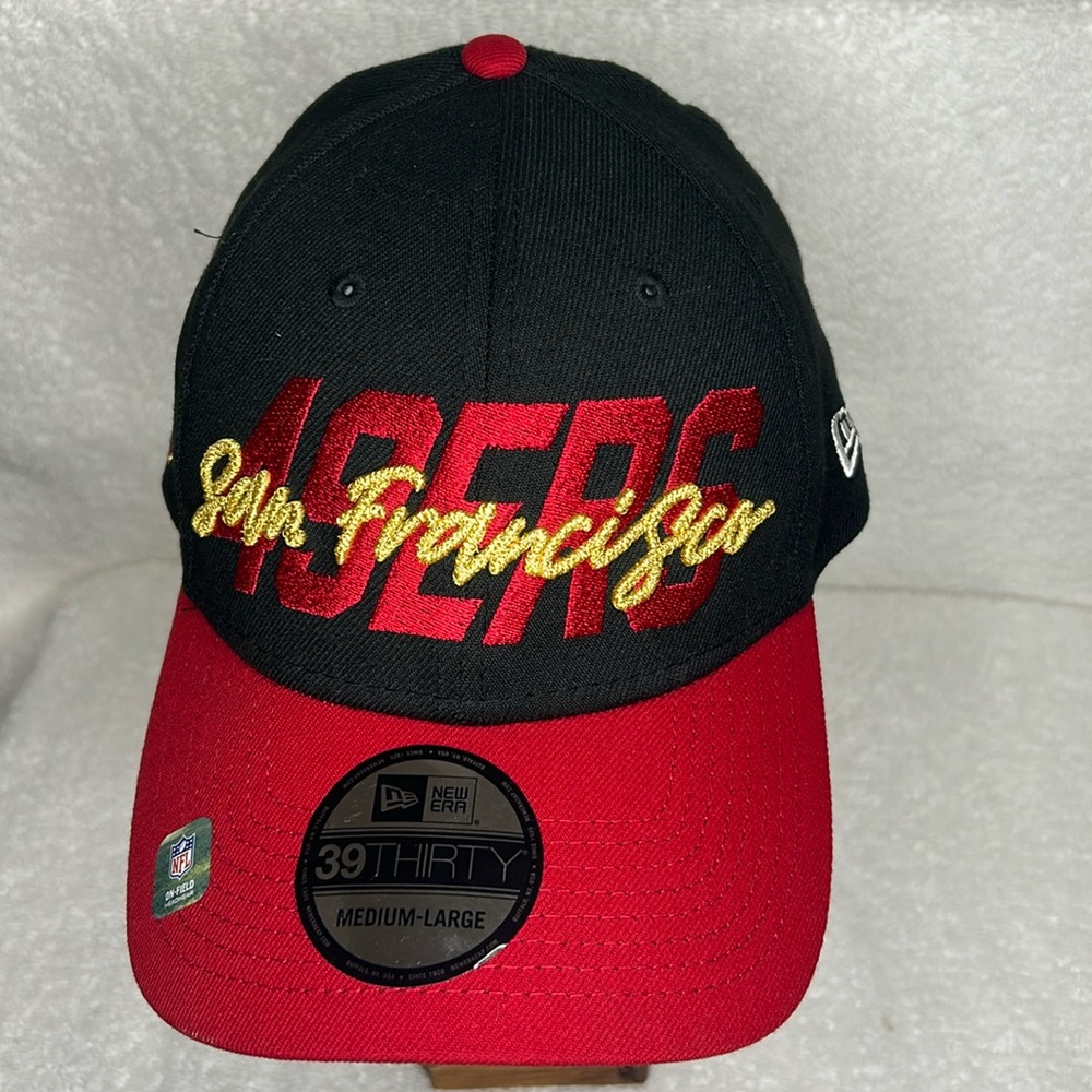 SAN FRANCISCO 49ers:  M/L fitted hat